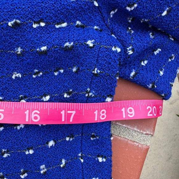 St. John collection Blue Tweed zipper Jacket coat w/ gold buttons sz 6 - Picture 5 of 6